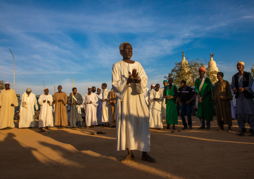 Friday sufi celebration at sheikh Hamad el Nil tomb, Khartoum State, Omdurman, Sudan