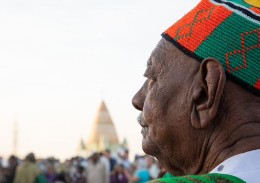 Friday sufi celebration at sheikh Hamad el Nil tomb, Khartoum State, Omdurman, Sudan