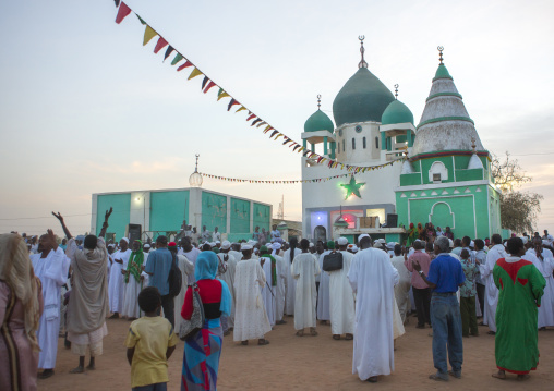 Sudan, Khartoum State, Khartoum, sufi whirling dervishes at omdurman sheikh hamad el nil tomb