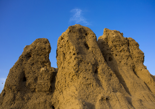 Sudan, Northern Province, Kerma, ruins of the western deffufa