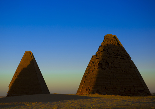 Sudan, Northern Province, Karima, the pyramids at jebel barkal, used by napatan kings