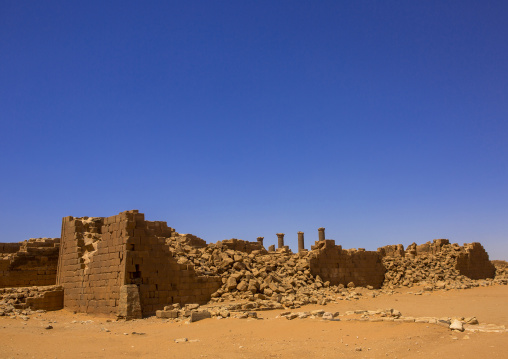 Sudan, Nubia, Naga, amun temple columns