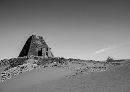 Sudan, Kush, Meroe, pyramid and tomb in royal cemetery