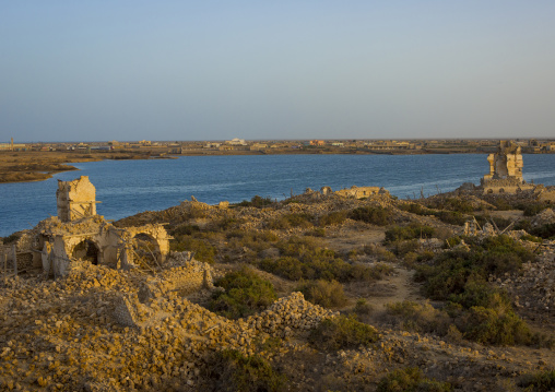 Sudan, Port Sudan, Suakin, ruined ottoman coral buildings