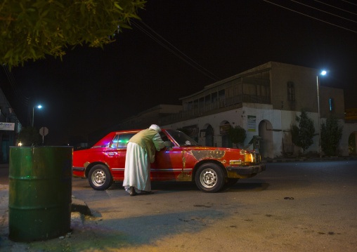 Sudan, Red Sea State, Port Sudan, car in the street