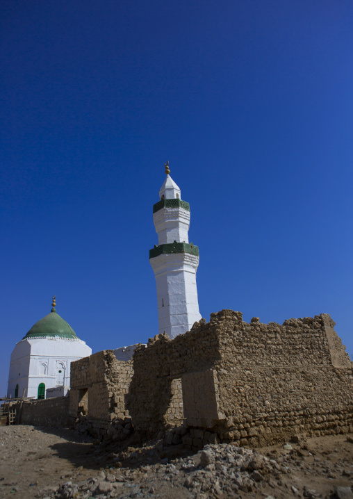 Sudan, Port Sudan, Suakin, taj es-sir mosque on mainland el-geyf