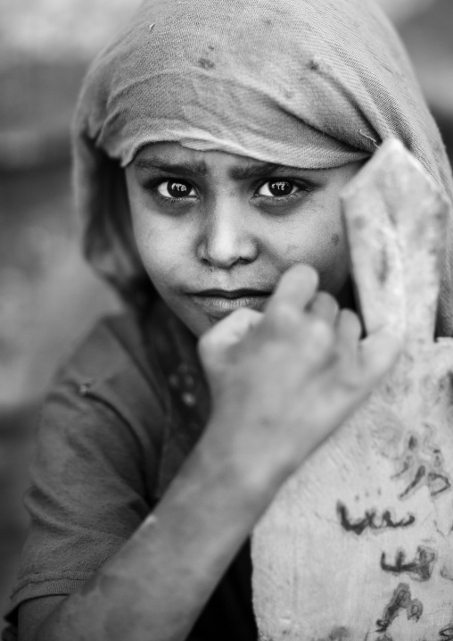 Sudan, Kassala State, Kassala, rashaida tribe girl