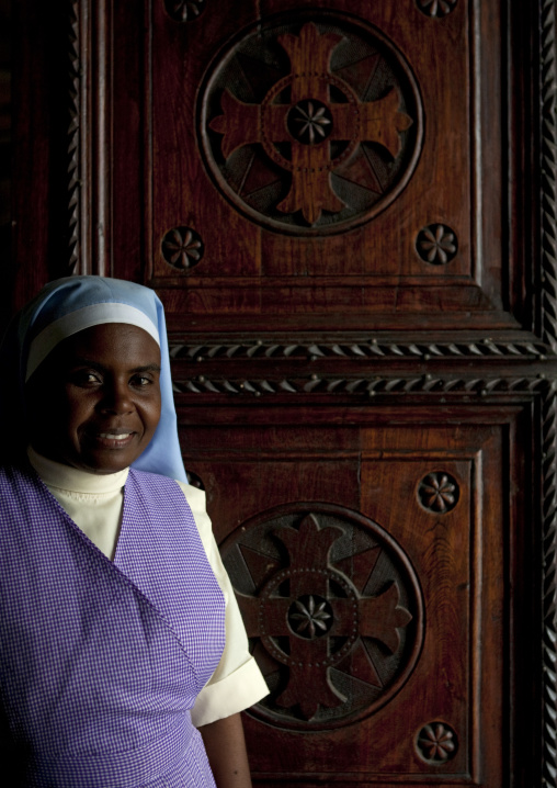 Sisiter in st joseph cathedral, Stone town zanzibar, Tanzania