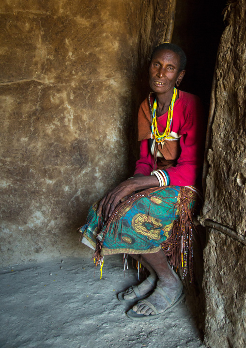 Tanzania, Serengeti Plateau, Lake Eyasi, datoga tribe woman with scarifications and tattoos on the face