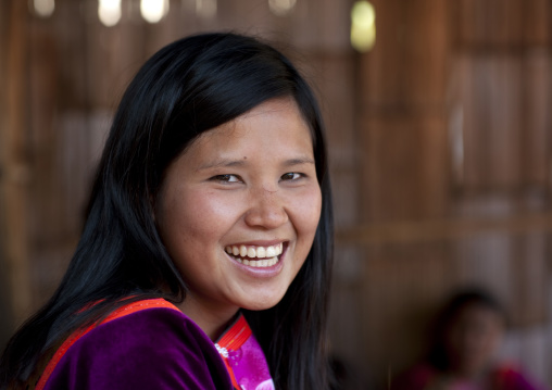 Ban nam rin village, Lisu tribe woman, Thailand