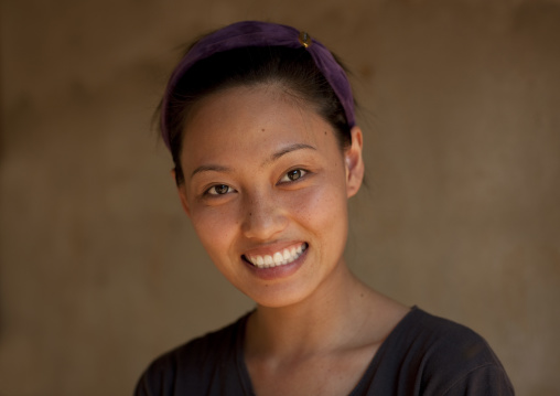 Ban nam rin village, Lisu tribe woman, Thailand