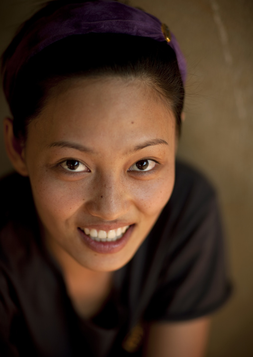 Ban nam rin village, Lisu tribe woman, Thailand