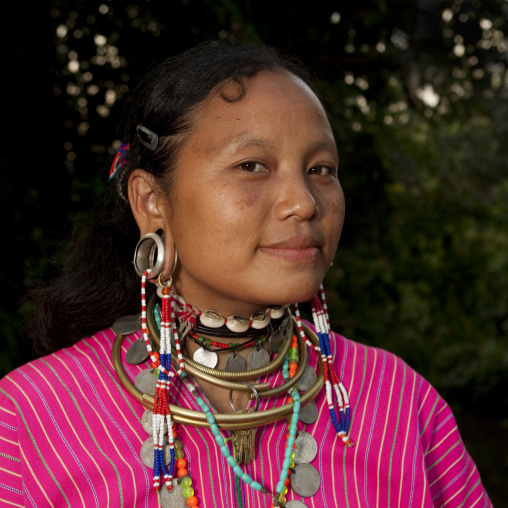 Kor yor tribe woman, North thailand