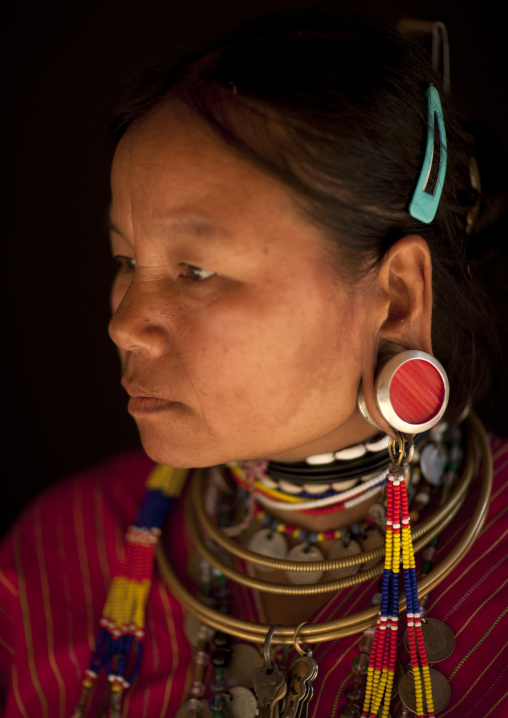 Kor yor tribe woman, North thailand