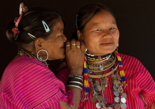 Kor yor tribe women, North thailand