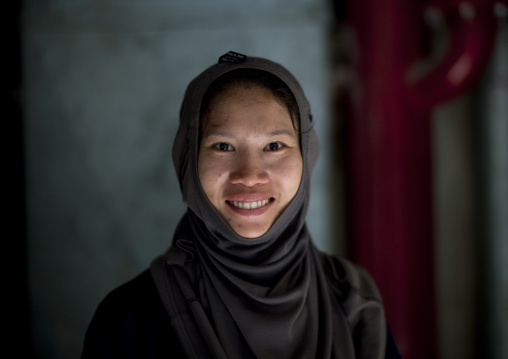 Female construction worker, Bangkok, Thailand