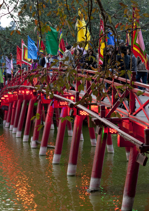 Huc bridge on hoan kiem lake, Hanoi, Vietnam