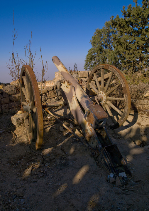 Old And Rusty Canon In Hajja Fort, Yemen